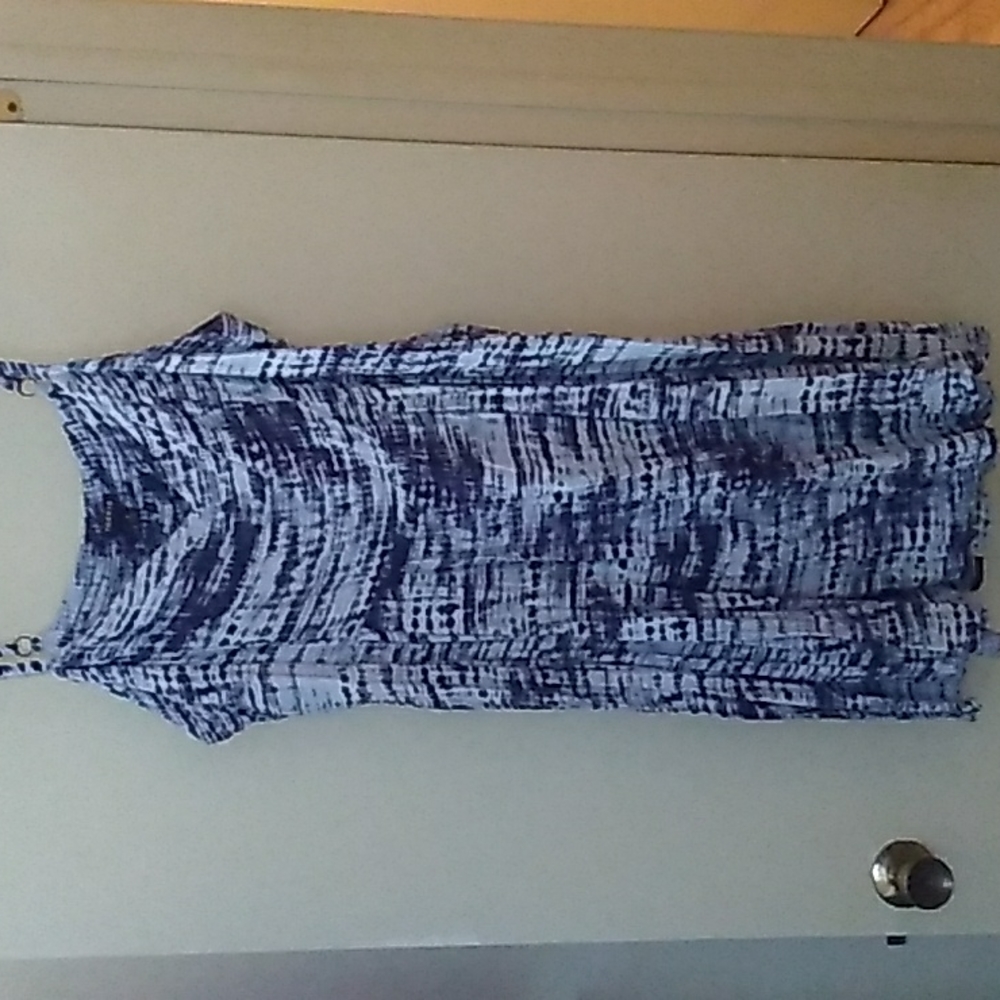 Torrid blue and white dress size 4